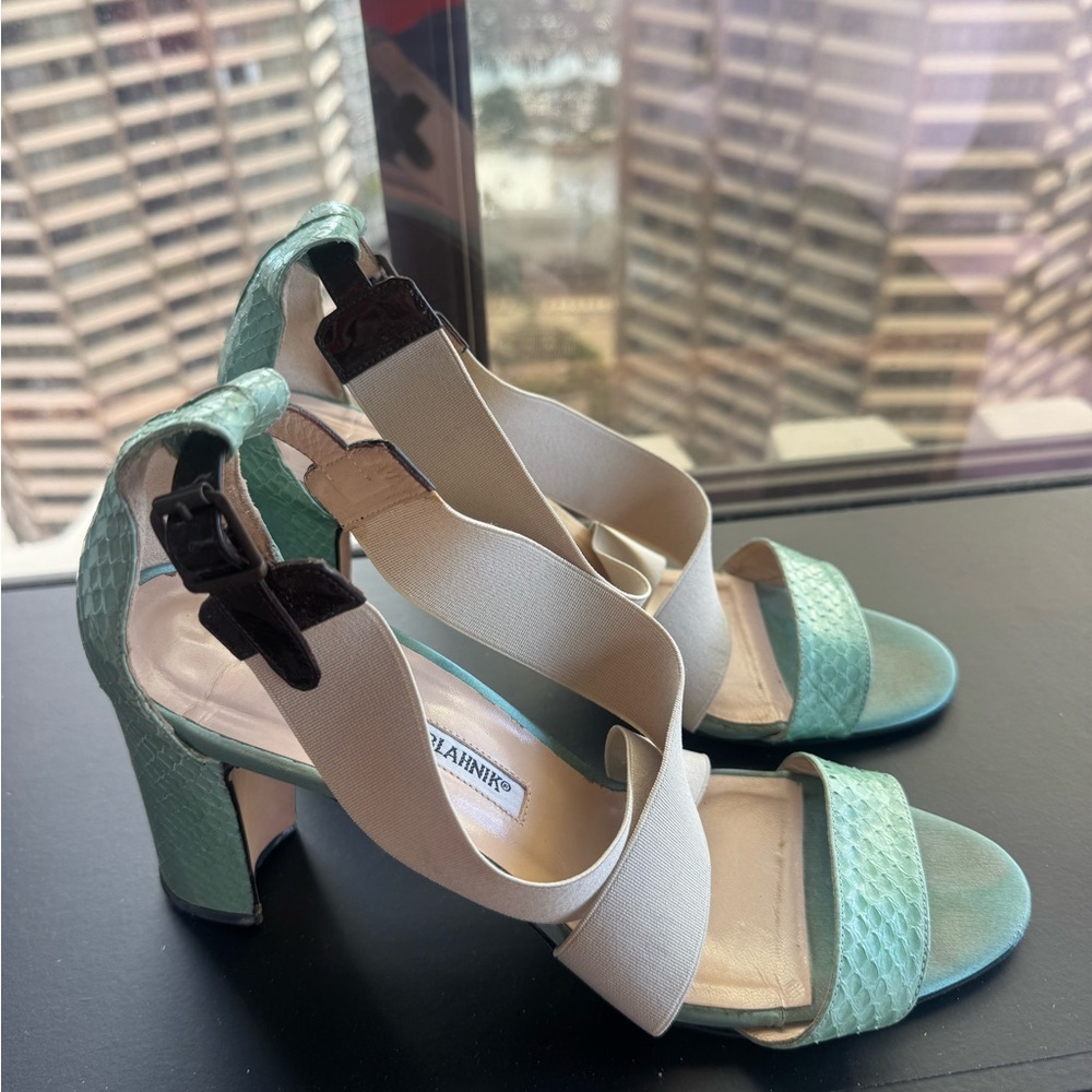 Limited edition Manolo Blahnik